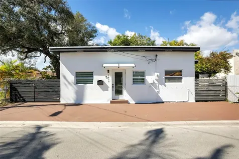 1820 SW 25th Avenue Miami FL 33145