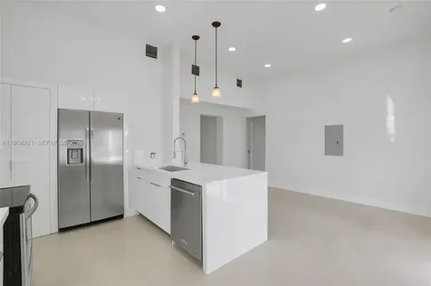 1820 SW 25th Avenue Miami FL 33145