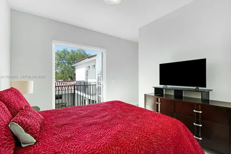 1320 San Benito Avenue Coral Gables FL 33134