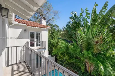 1320 San Benito Avenue Coral Gables FL 33134