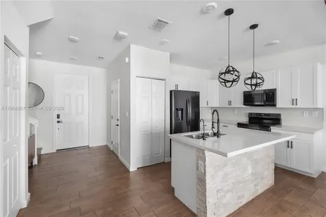 3419 W 105th Place Hialeah FL 33018