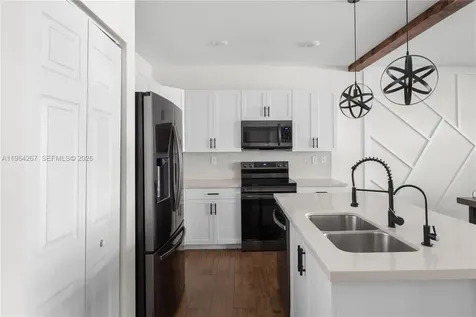 3419 W 105th Place Hialeah FL 33018