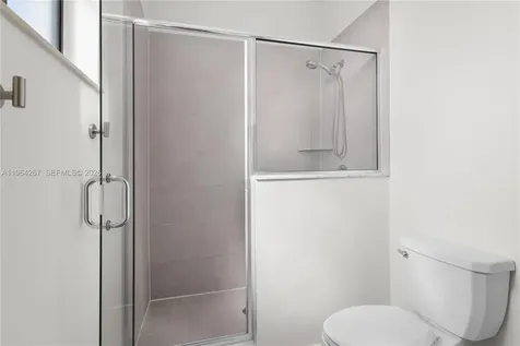 3419 W 105th Place Hialeah FL 33018