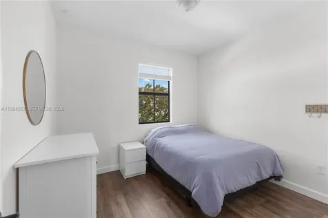 3419 W 105th Place Hialeah FL 33018