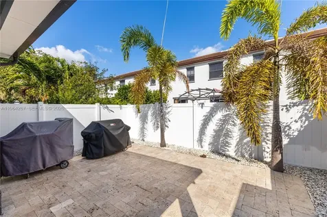 3419 W 105th Place Hialeah FL 33018