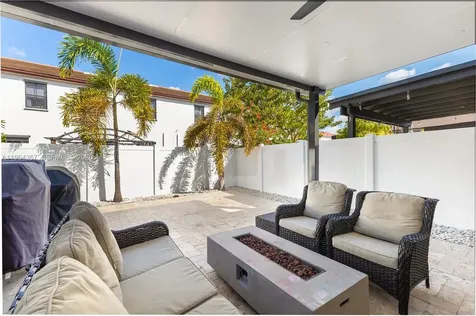3419 W 105th Place Hialeah FL 33018