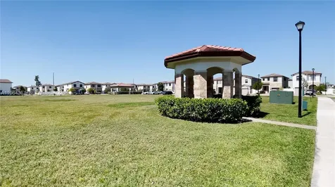 3419 W 105th Place Hialeah FL 33018