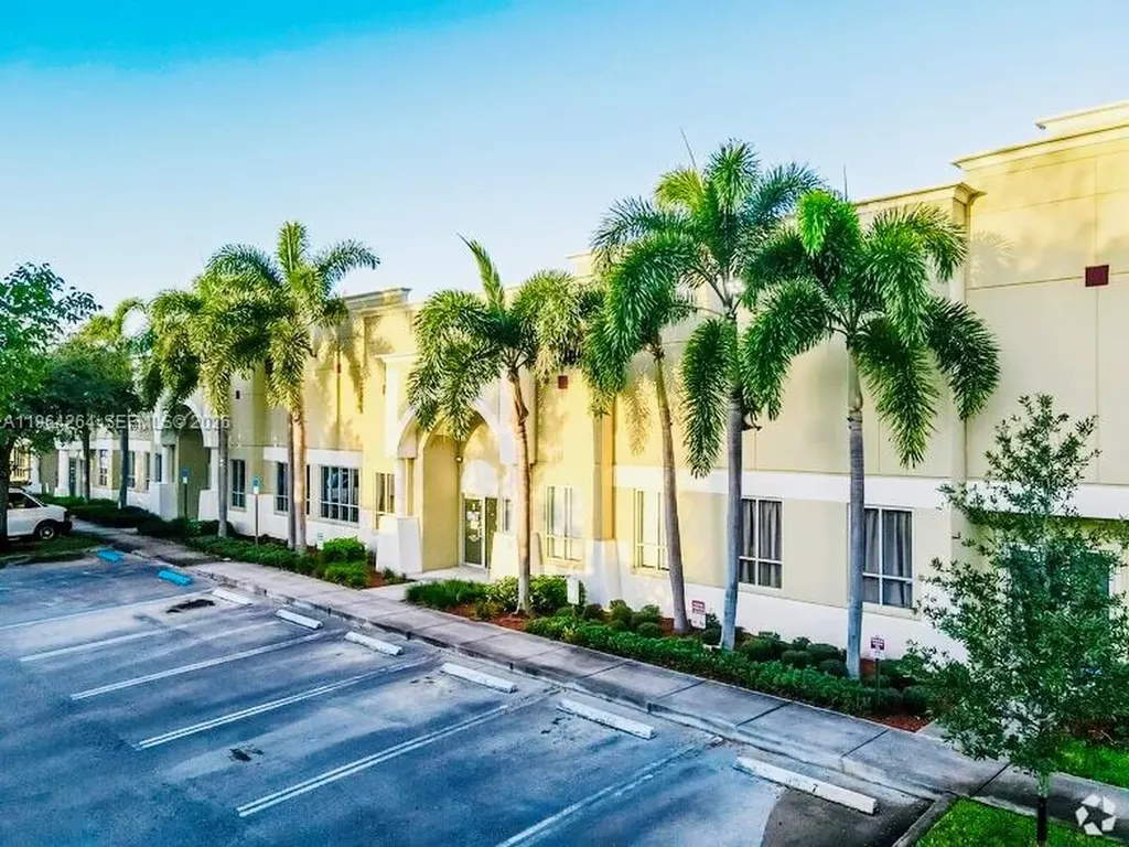 10220 W State Road 84 Davie FL 33324