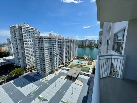 18011 Biscayne Boulevard Aventura FL 33160