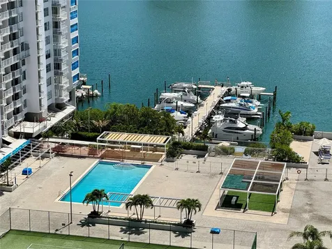 18011 Biscayne Boulevard Aventura FL 33160