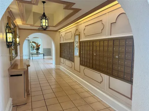 18011 Biscayne Boulevard Aventura FL 33160
