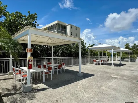 18011 Biscayne Boulevard Aventura FL 33160
