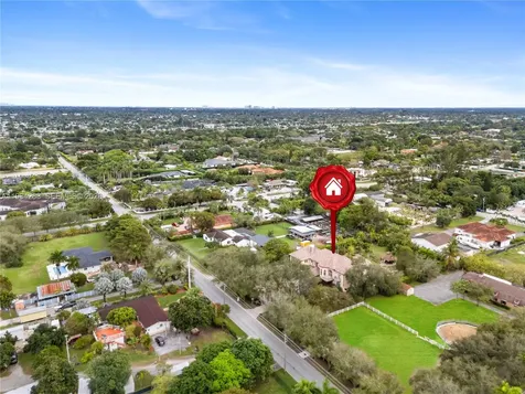 12270 SW 45th Street Miami FL 33175