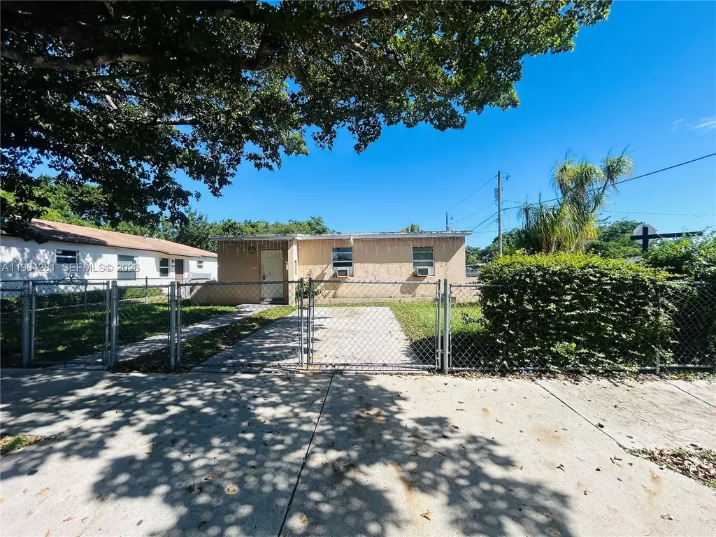17645 SW 104th Avenue Miami FL 33157