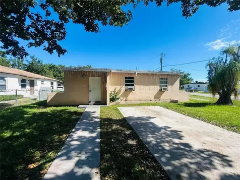 17645 SW 104th Avenue Miami FL 33157