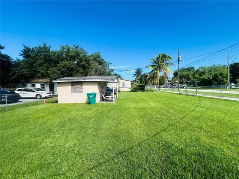17645 SW 104th Avenue Miami FL 33157