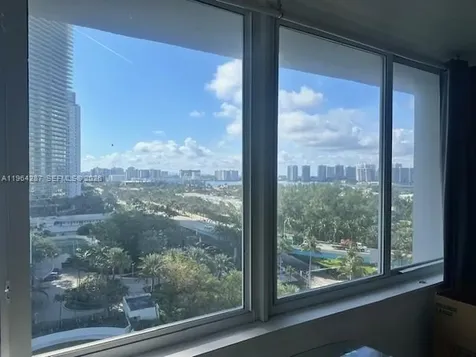 19201 Collins Avenue Sunny Isles Beach FL 33160