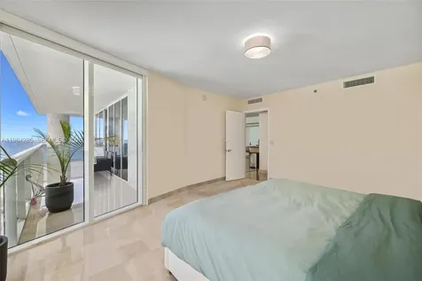 1800 S Ocean Drive Hallandale Beach FL 33009