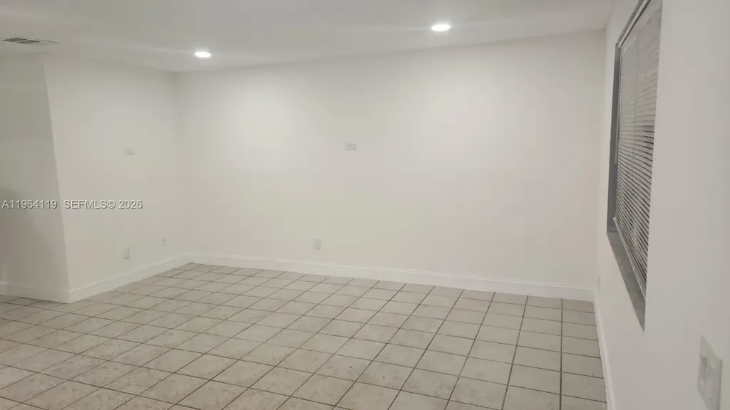 4108 Riverside Drive Coral Springs FL 33065