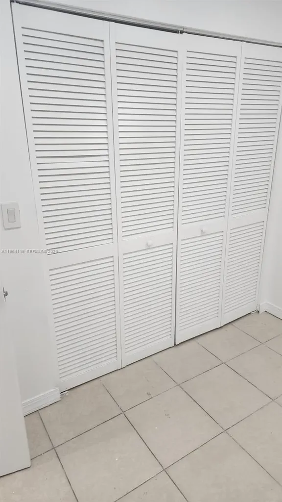 4108 Riverside Drive Coral Springs FL 33065