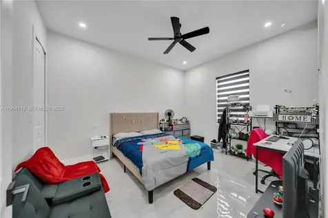 302 N El Dorado Boulevard Cape Coral FL 33993