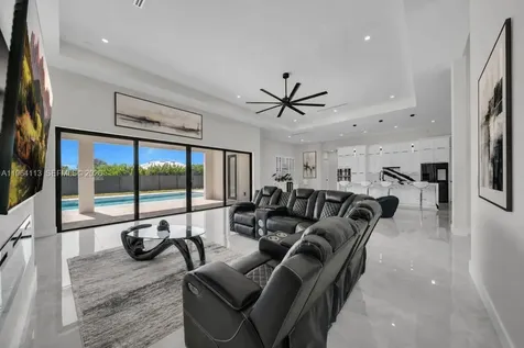 302 N El Dorado Boulevard Cape Coral FL 33993