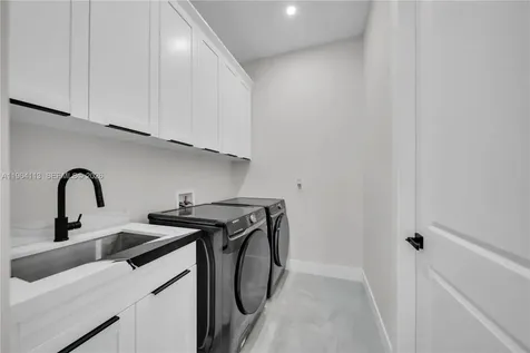 302 N El Dorado Boulevard Cape Coral FL 33993