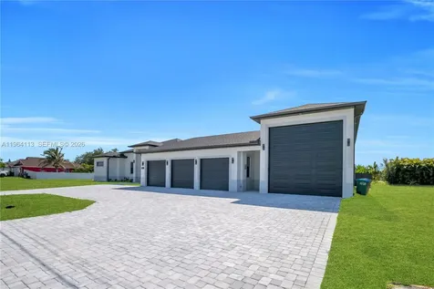 302 N El Dorado Boulevard Cape Coral FL 33993