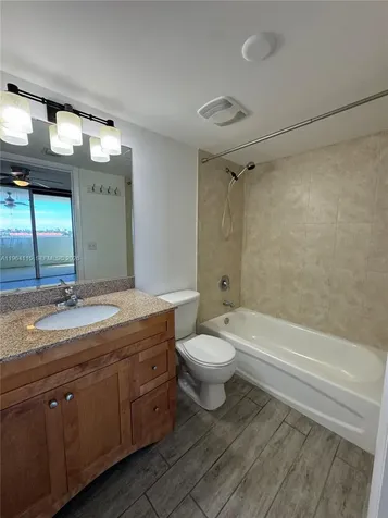219 NW 12th Avenue Miami FL 33128