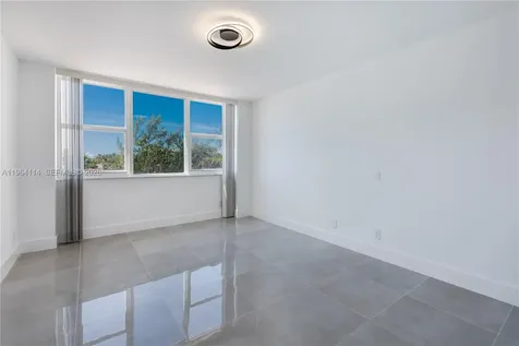 3180 S Ocean Drive Hallandale Beach FL 33009