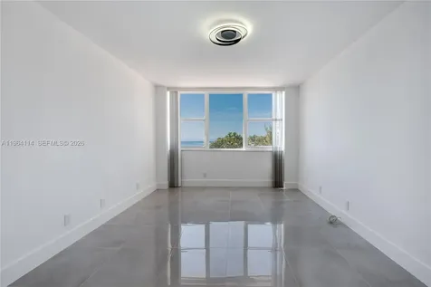 3180 S Ocean Drive Hallandale Beach FL 33009