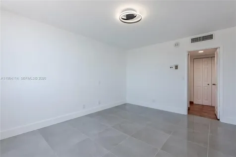3180 S Ocean Drive Hallandale Beach FL 33009