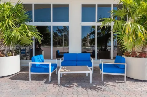 3180 S Ocean Drive Hallandale Beach FL 33009