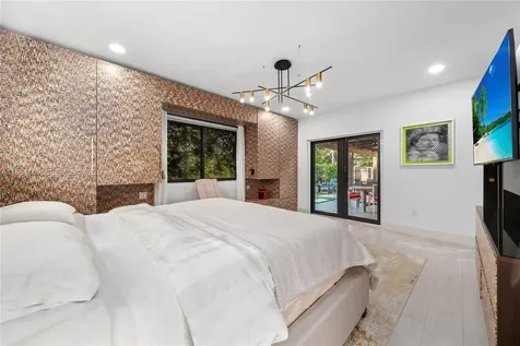 8030 Noremac Avenue Miami Beach FL 33141