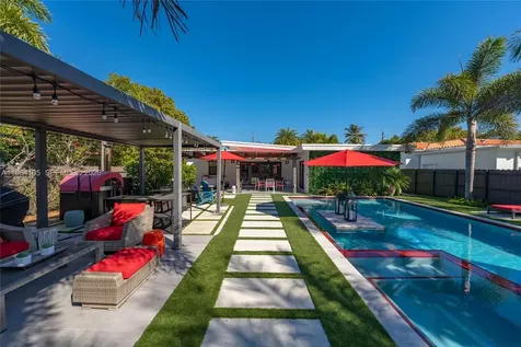 8030 Noremac Avenue Miami Beach FL 33141