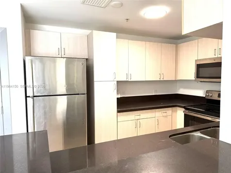 185 SE 14th Terrace Miami FL 33131
