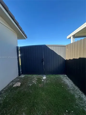 11080 SW 62nd Terrace Miami FL 33173