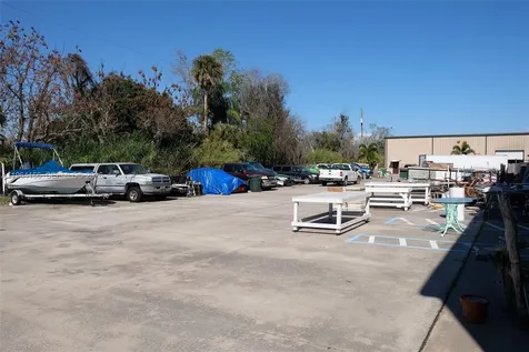 5271 Us Highway 441 SE Okeechobee FL 34974