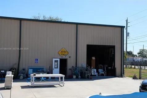 5271 Us Highway 441 SE Okeechobee FL 34974