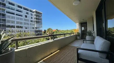 170 Ocean Lane Drive Key Biscayne FL 33149