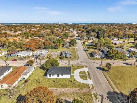 803 N 20th Street Fort Pierce FL 34950