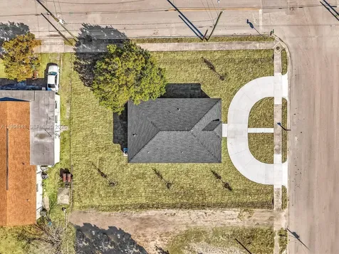 803 N 20th Street Fort Pierce FL 34950