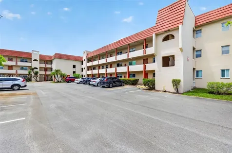 8040 N Sunrise Lakes Drive Sunrise FL 33322