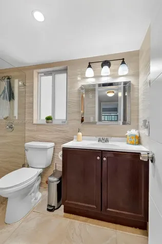8040 N Sunrise Lakes Drive Sunrise FL 33322