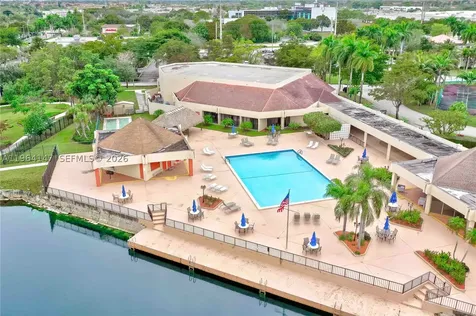 8040 N Sunrise Lakes Drive Sunrise FL 33322