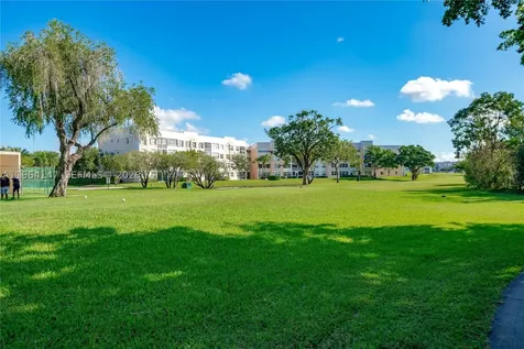 8040 N Sunrise Lakes Drive Sunrise FL 33322