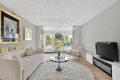 8040 N Sunrise Lakes Drive Sunrise FL 33322