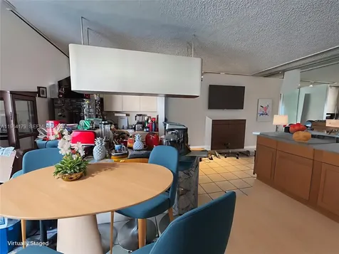 801 Meridian Avenue Miami Beach FL 33139