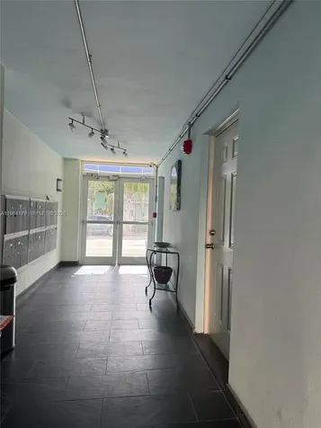 801 Meridian Avenue Miami Beach FL 33139