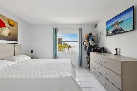 2201 Brickell Avenue Miami FL 33129